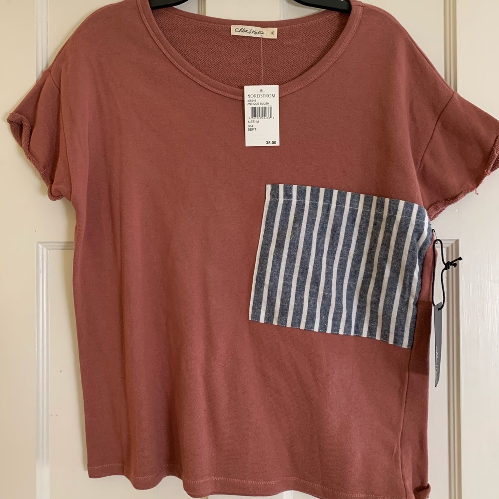 Short sleeve shirt with pocket